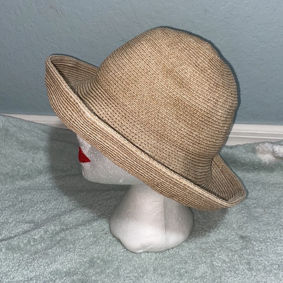 Eric Javits Wide Brim Packable Woven Hat - Picture 7 of 14